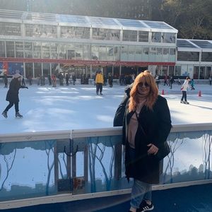 Meet your Posher, Janelle